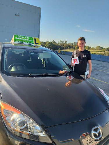 Greenlife Driving School in Minto