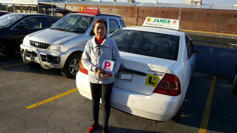 James Driving School in Canley Heights