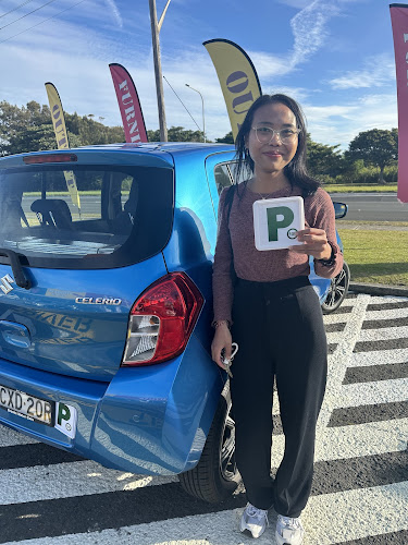 Lakeside driving school in Horsley