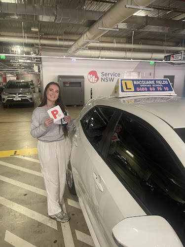 Macquarie Fields Driving School in Macquarie Fields