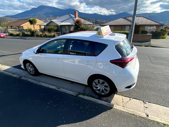 Proactive Driving School in New Town