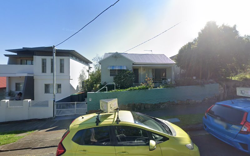 Tone's Driving School in Mayfield