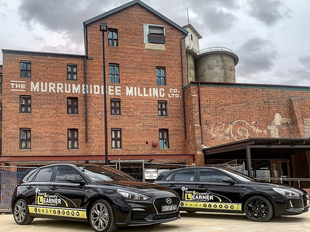 Town & Country Learner Driving School in Lloyd