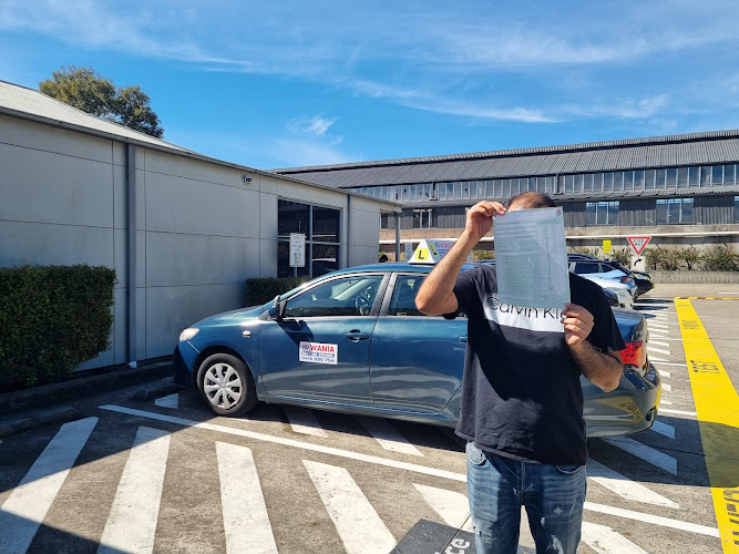 Wania Driving School in Lidcombe