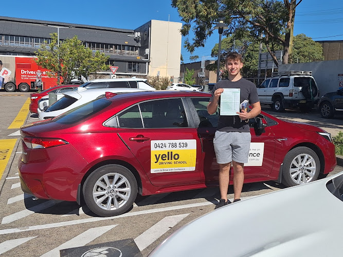 Yello Driving School in South Wentworthville